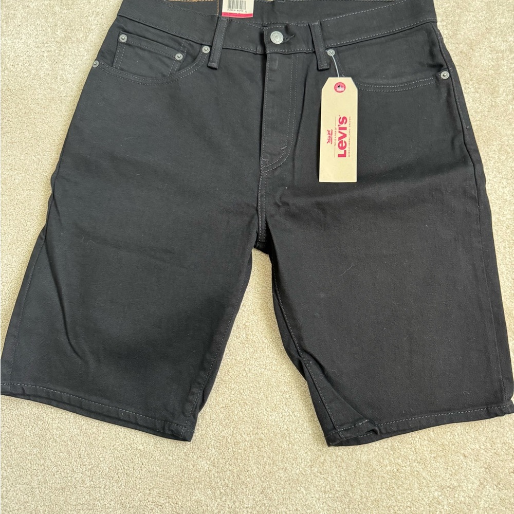 Levi's Men's Brand NEW Black Jean Shorts - Picture 3 of 6